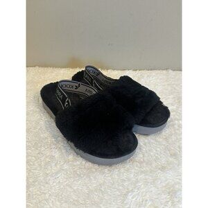 Ugg‎ Fuzzy Sandals Size 8